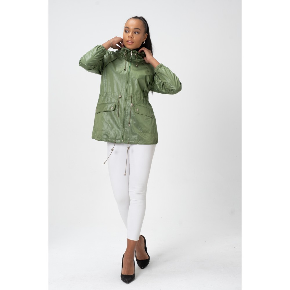 Kadın Büzgülü Kapüşonlu Saten Astarlı Metal Aksesuarlı Cepli Yağmurluk - Trençkot - KN1  Zümrüt Yeşil